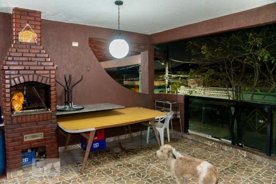 Varanda com Churrasqueira - Suite de casa à venda com 3 quartos, 180m² em Parque Santa Madalena, São Paulo