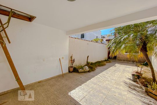 Quintal de casa à venda com 3 quartos, 320m² em Mooca, São Paulo
