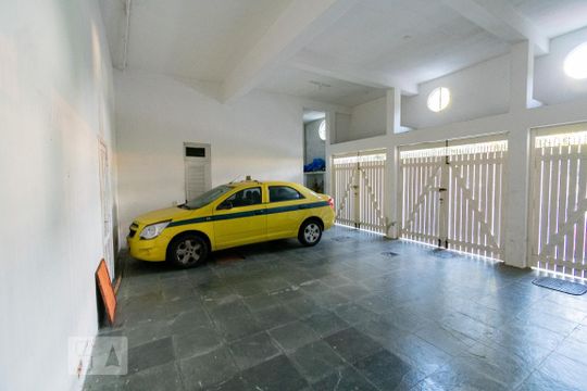 Garagem de casa à venda com 4 quartos, 564m² em Freguesia de Jacarepaguá, Rio de Janeiro