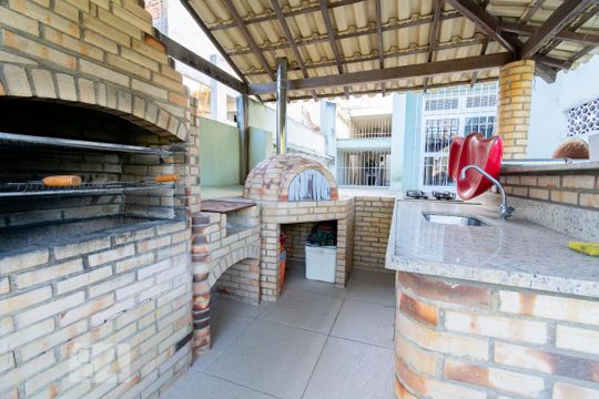 Churrasqueira de casa à venda com 4 quartos, 564m² em Freguesia de Jacarepaguá, Rio de Janeiro