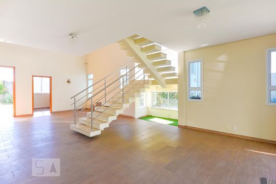 Sala de casa de condomínio à venda com 3 quartos, 283m² em Swiss Park, Campinas