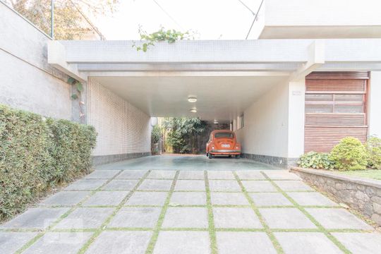 Garagem de casa à venda com 4 quartos, 800m² em Santo Amaro, São Paulo