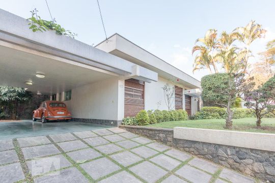 Garagem de casa à venda com 4 quartos, 800m² em Santo Amaro, São Paulo