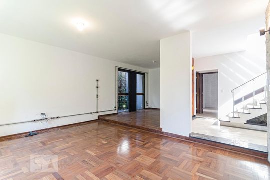 Sala de casa à venda com 3 quartos, 231m² em Jardim das Bandeiras, São Paulo