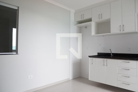 Cozinha de apartamento para alugar com 2 quartos, 40m² em Vila Nova Cachoeirinha, São Paulo
