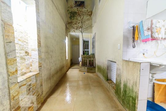 Quintal de casa à venda com 4 quartos, 300m² em Rudge Ramos, São Bernardo do Campo