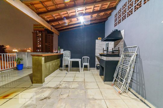 Churrasqueira de casa à venda com 4 quartos, 300m² em Rudge Ramos, São Bernardo do Campo
