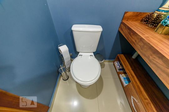 Lavabo de casa à venda com 4 quartos, 300m² em Rudge Ramos, São Bernardo do Campo