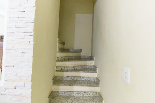 Corredor de casa à venda com 4 quartos, 300m² em Rudge Ramos, São Bernardo do Campo