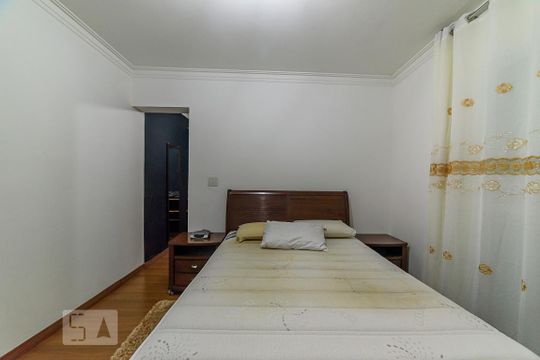 Suíte 1 de casa à venda com 4 quartos, 300m² em Rudge Ramos, São Bernardo do Campo
