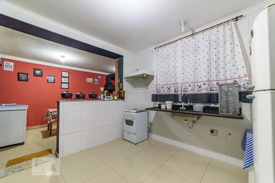 Cozinha de casa à venda com 4 quartos, 300m² em Rudge Ramos, São Bernardo do Campo