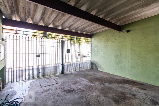Garagem de casa à venda com 4 quartos, 180m² em Jardim Independência (são Paulo), São Paulo
