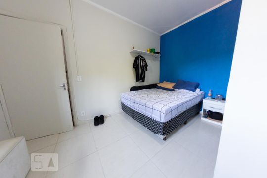 Suíte de casa para alugar com 4 quartos, 120m² em Vila Pereira Barreto, São Paulo