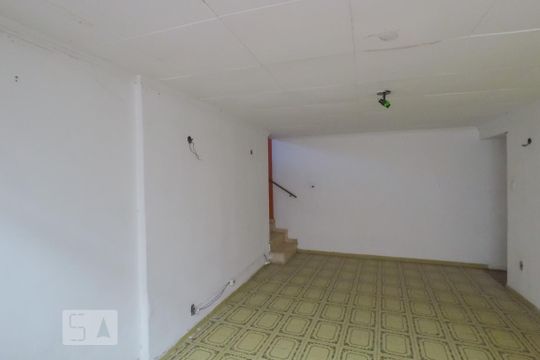 Casa à venda com 7 quartos, 367m² em Vila Deodoro, São Paulo