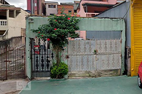 Fachada  de casa para alugar com 1 quarto, 60m² em Vila Araguaia, São Paulo