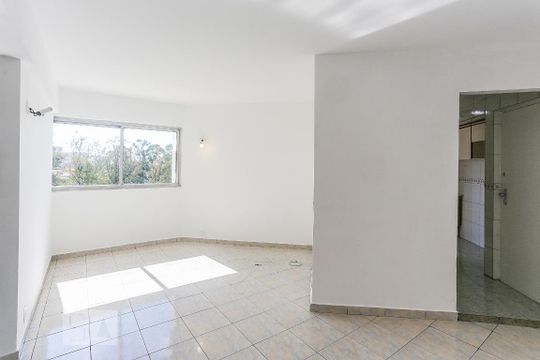 Apartamento à venda com 3 quartos, 62m² em Jardim Olympia, São Paulo