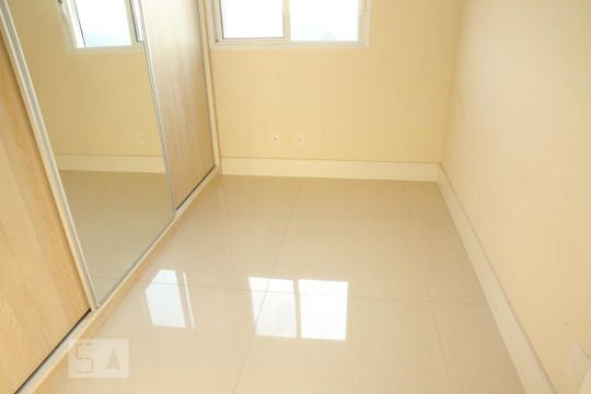 Quarto 1 de apartamento para alugar com 2 quartos, 53m² em Vila Moraes, São Paulo