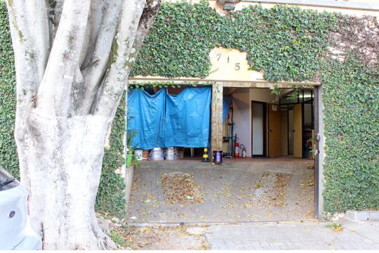 Fachada de casa à venda com 3 quartos, 220m² em Sítio da Figueira, São Paulo