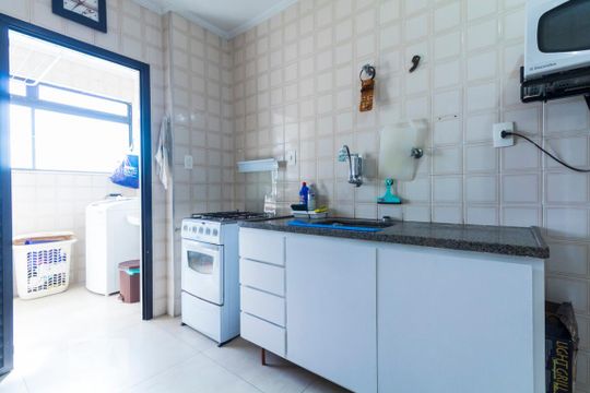 Cozinha de apartamento para alugar com 1 quarto, 45m² em Vila Parque Jabaquara, São Paulo