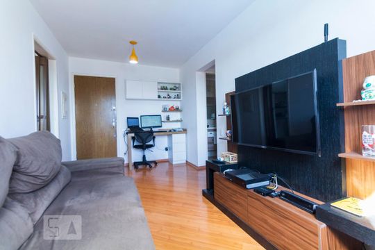 Apartamento para alugar com 1 quarto, 45m² em Vila Parque Jabaquara, São Paulo