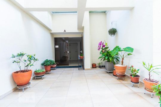 Área Externa de apartamento para alugar com 1 quarto, 45m² em Vila Parque Jabaquara, São Paulo