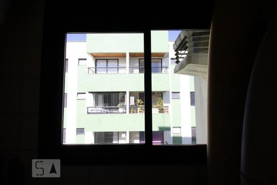 Area de serviço de apartamento para alugar com 2 quartos, 65m² em Agronômica, Florianópolis