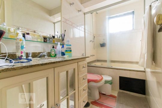 Banheiro da Suíte 1 de apartamento à venda com 4 quartos, 125m² em Jardim da Saúde, São Paulo