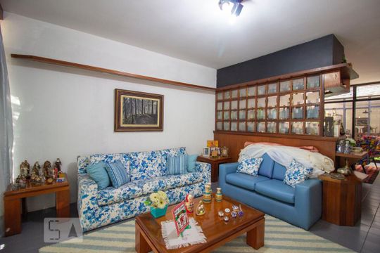 Casa à venda com 3 quartos, 330m² em Vila Vianelo, Jundiaí