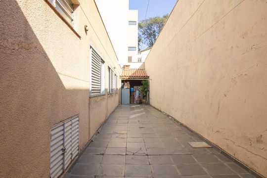Área de Serviço de casa à venda com 3 quartos, 330m² em Vila Vianelo, Jundiaí