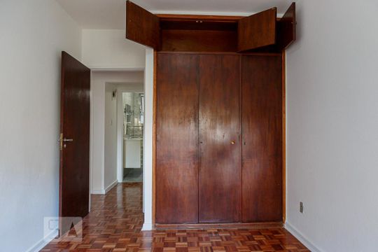 Quarto 1  de apartamento para alugar com 3 quartos, 120m² em Pinheiros, São Paulo