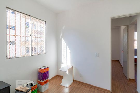 Apartamento para alugar com 2 quartos, 55m² em Floresta, Belo Horizonte