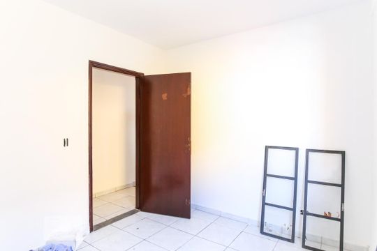 Quarto 1 de casa para alugar com 3 quartos, 160m² em Bosque dos Eucaliptos, São José dos Campos