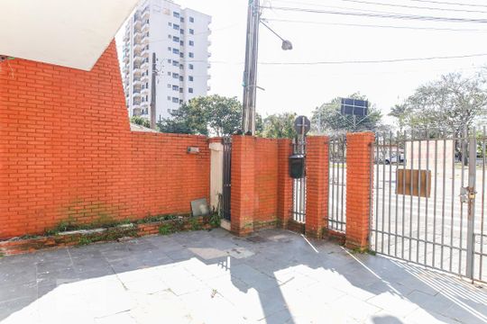 Garagem de casa para alugar com 3 quartos, 160m² em Bosque dos Eucaliptos, São José dos Campos