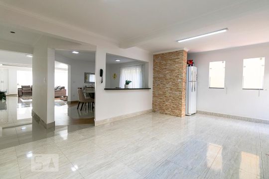 Cozinha de casa à venda com 3 quartos, 340m² em Vila Regente Feijó, São Paulo