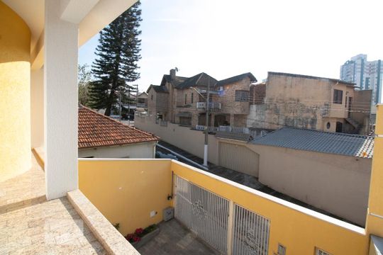 Varanda da Suíte 1 de casa à venda com 3 quartos, 340m² em Vila Regente Feijó, São Paulo