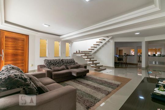 Sala de casa à venda com 3 quartos, 340m² em Vila Regente Feijó, São Paulo