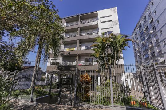 Fachada de apartamento à venda com 3 quartos, 117m² em Petrópolis, Porto Alegre