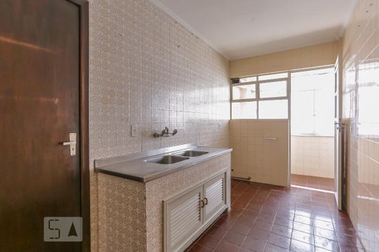 Cozinha de apartamento à venda com 3 quartos, 117m² em Petrópolis, Porto Alegre