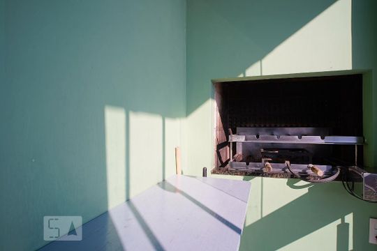 Churrasqueira de casa à venda com 5 quartos, 270m² em Sarandi, Porto Alegre