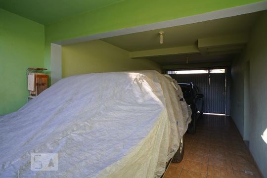 Garagem de casa à venda com 5 quartos, 270m² em Sarandi, Porto Alegre