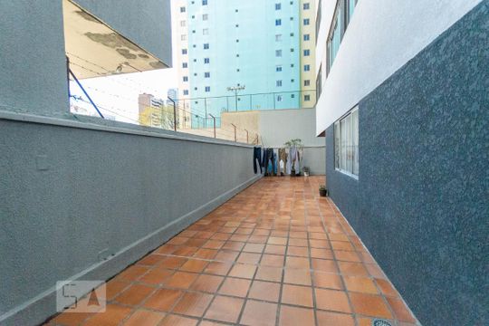 Área Externa de apartamento para alugar com 1 quarto, 38m² em Centro, Curitiba