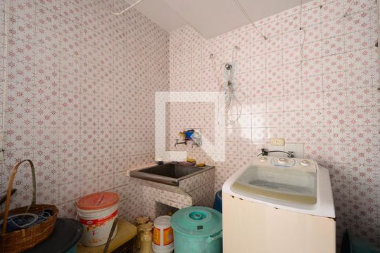 Área de Serviço de casa à venda com 4 quartos, 180m² em Vila Guarani (zona Sul), São Paulo