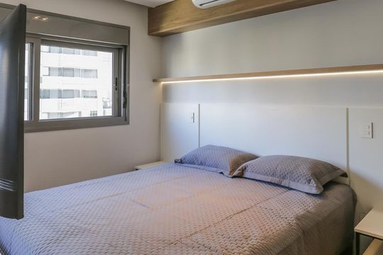 Quarto de kitnet/studio à venda com 1 quarto, 38m² em Bela Vista, Porto Alegre