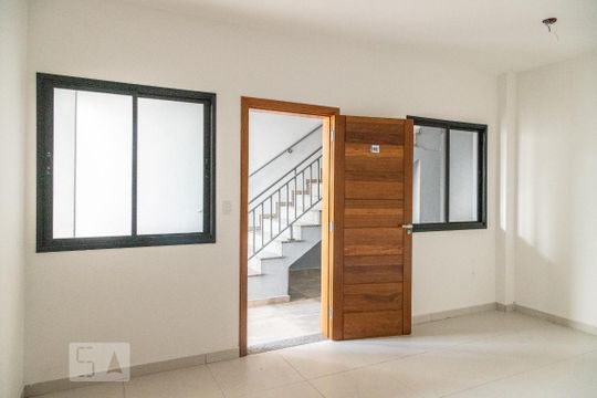 Kitnet/Studio à venda com 1 quarto, 37m² em Vila Nhocuné, São Paulo