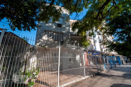 Fachada de apartamento à venda com 4 quartos, 120m² em Santana, Porto Alegre
