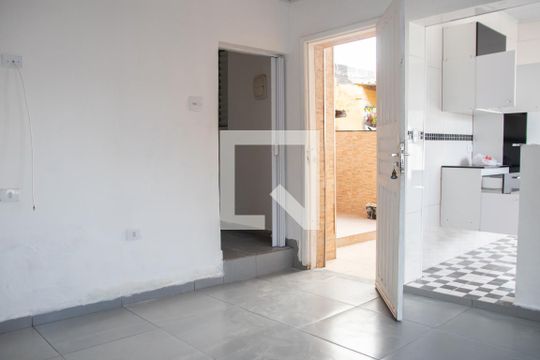 Casa de Condomínio para alugar com 1 quarto, 32m² em Vila Maria Alta, São Paulo