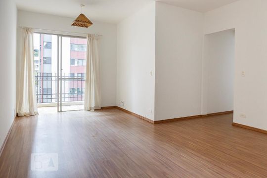 Apartamento para alugar com 3 quartos, 72m² em Vila Madalena, São Paulo