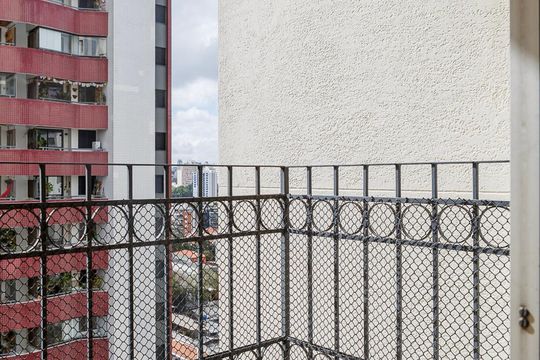 Sacada de apartamento para alugar com 3 quartos, 72m² em Vila Madalena, São Paulo