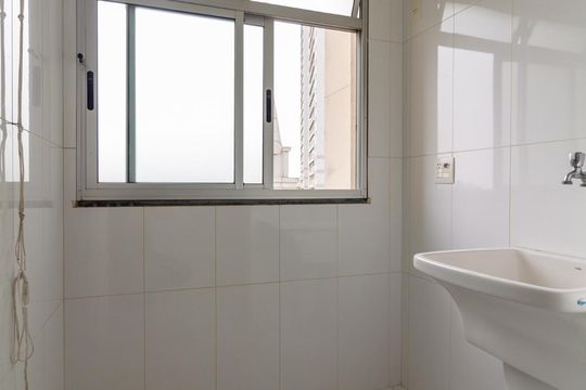 Área de Serviço de apartamento para alugar com 3 quartos, 55m² em Jardim Esmeralda, São Paulo