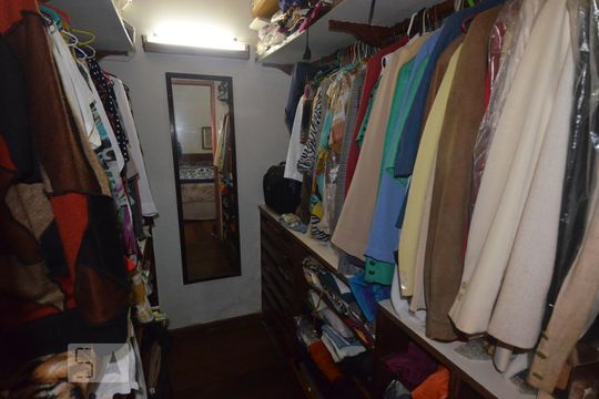 Closet de apartamento à venda com 4 quartos, 186m² em Copacabana, Rio de Janeiro